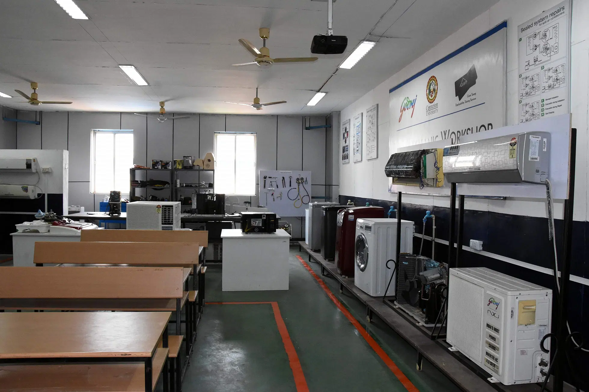 1581587775Godrej_R__AC_lab_(2).jpg